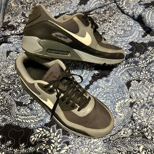 Nike Men's Sneakers - Black and Gray